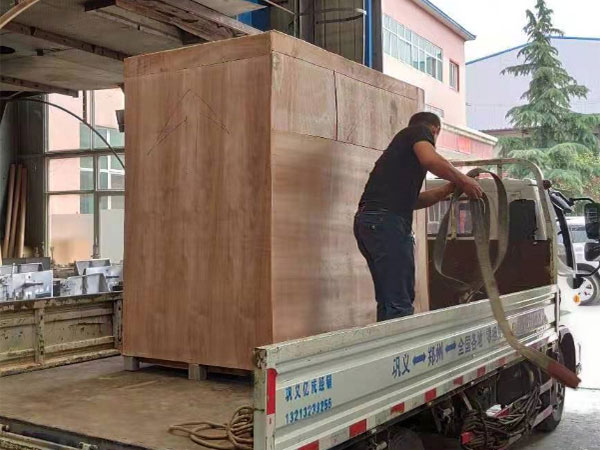 �l(f��)؛�F(xi��n)��(ch��ng)